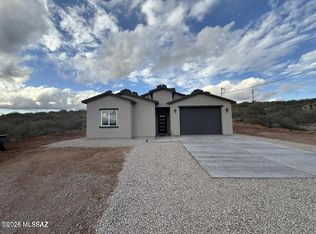 1857 Calle Las Cruces, Rio Rico, AZ 85648