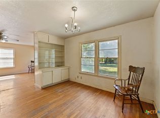 1105 Cheatham St, San Marcos, TX 78666