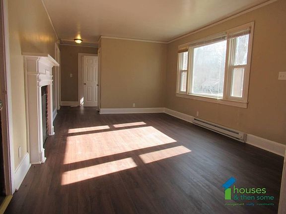 3rd image of 438 Potomac Ave