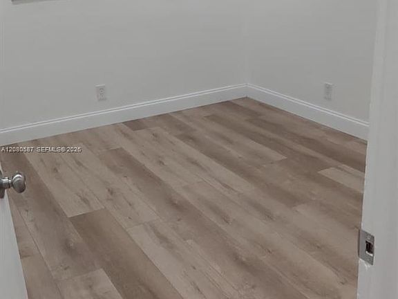 4th image of 1429 SW 9th St APT 9