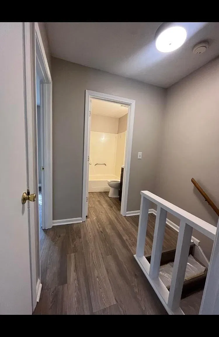 2 bed, 1.5 bath, 850 sqft, $1,025 — Photo 2