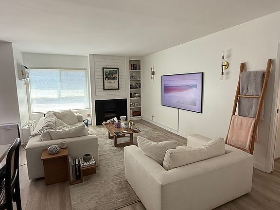 Living room with fireplace