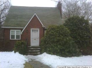 322 Edison St, Staten Island, NY 10306