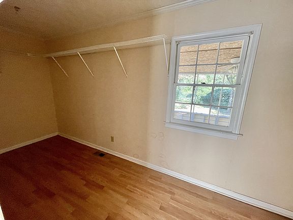 5th image of 350 West Ave