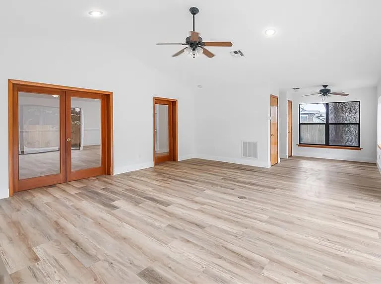 901 Cutler Rd — Photo 22