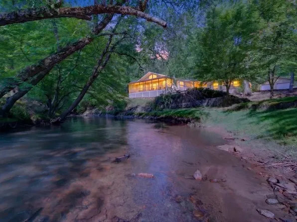 401 Mountain Rivers Rd, Mineral Bluff, GA 30559