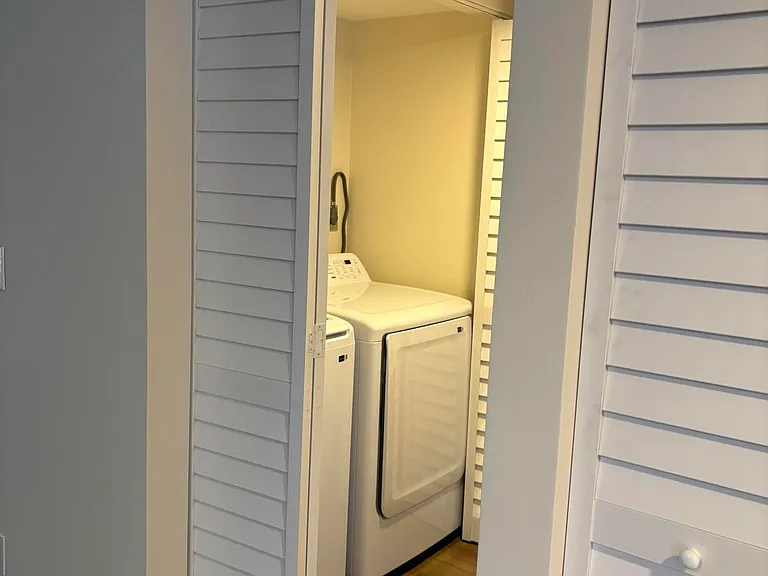 11280 Green Lake Dr #203 — Photo 21