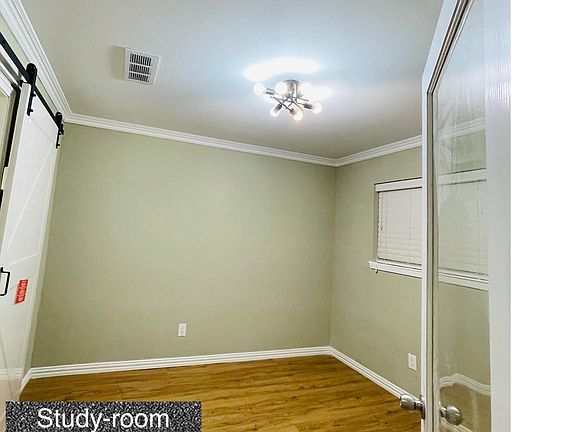 4th image of 9010 Mullins Dr