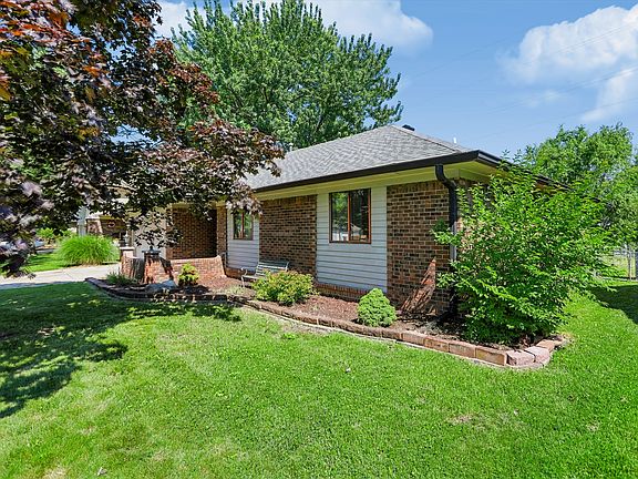 5th image of 5706 Riva Ridge Dr