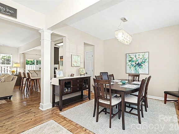 5th image of 15117 Northsprings Dr