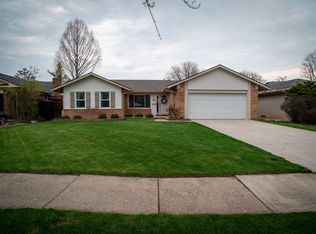 44012 Hanford Rd, Canton, MI 48187