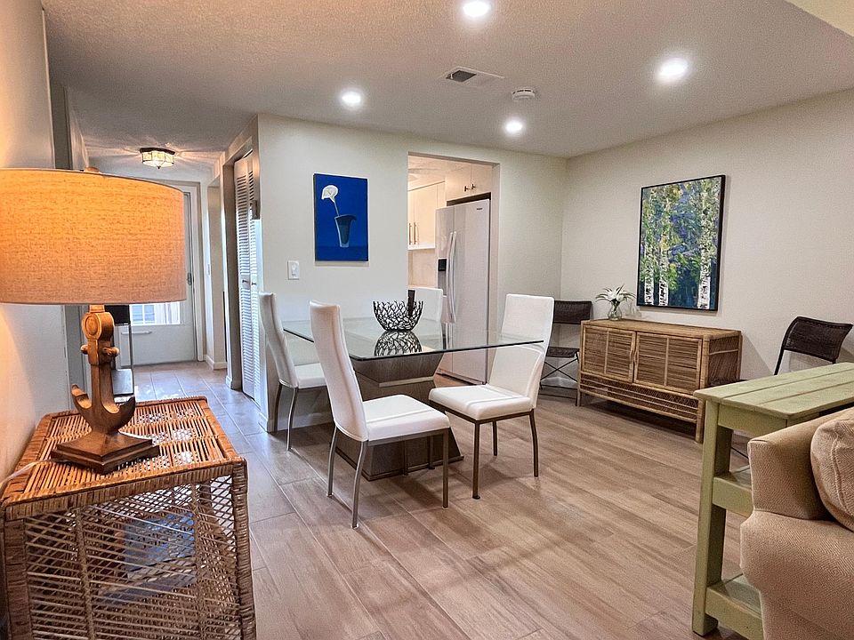 1st image of 18081 SE Country Club Dr APT 330