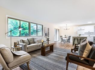 4205 Shirlee Ln N, Shoreview, MN 55126