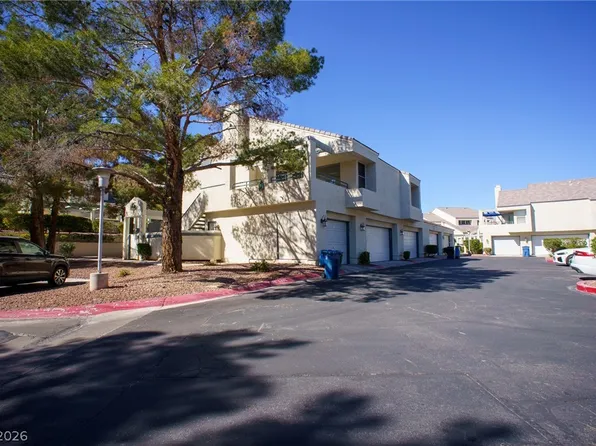 2753 Lodestone Dr, Las Vegas, NV 89117