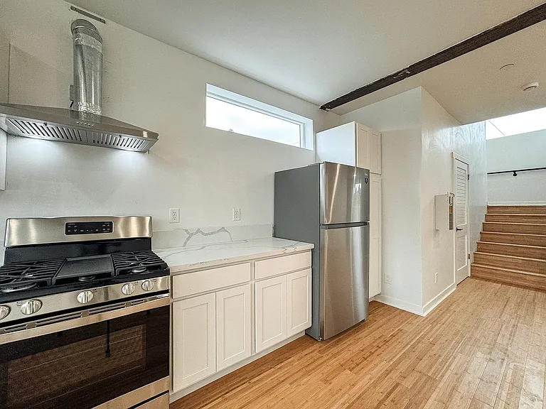 Tremont Three — Photo 11
