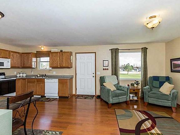 4th image of 3390 Canyon Dr Unit D12