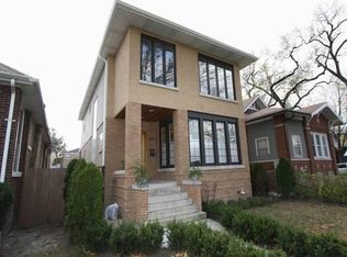 5355 W Agatite Ave, Chicago, IL 60630