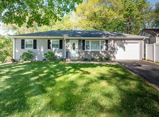 300 Roselawn Ave, Fairview Heights, IL 62208