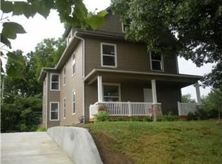 1021 Armstrong Ave, Kansas City, KS 66102