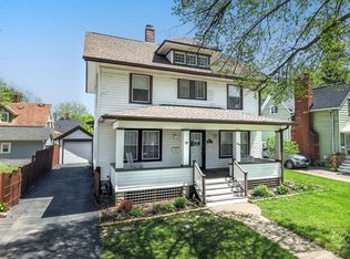 645 Oak Ave, Aurora, IL 60506