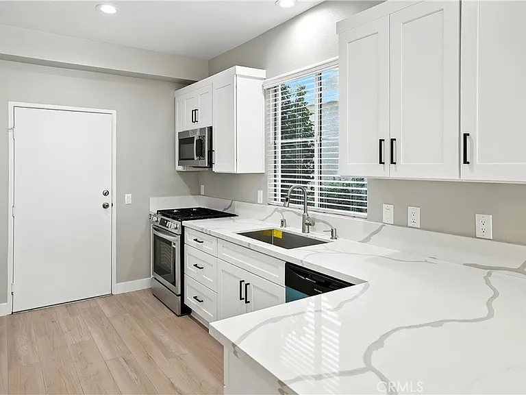 20000 Plum Canyon Rd — Photo 3