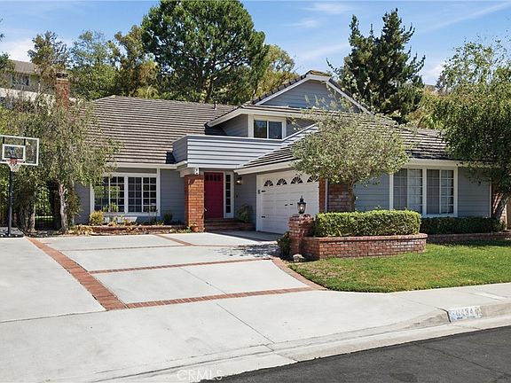 2nd image of 6434 E Lookout Ln