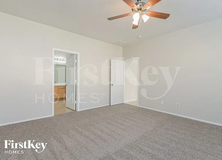 2580 Lockerbie St — Photo 8