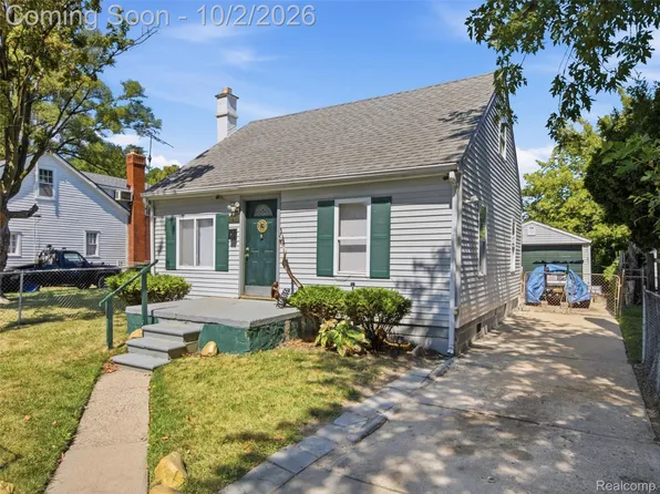 6811 Toepfer Rd, Warren, MI 48091