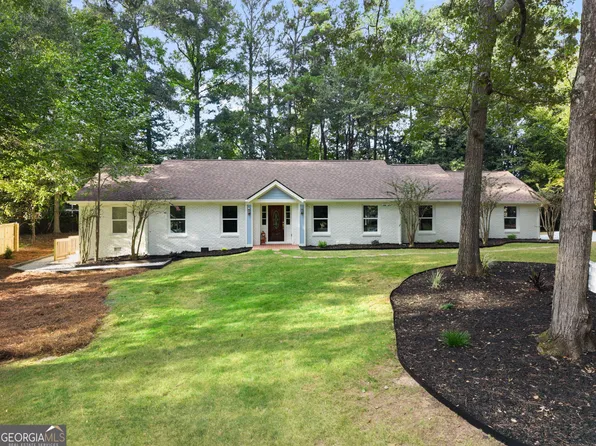 860 Landmark Dr, Sandy Springs, GA 30342