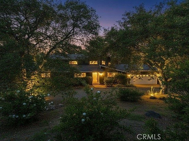 1st image of 4626 Pat Ln