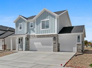 987 N Amberly Dr, North Salt Lake, UT 84054