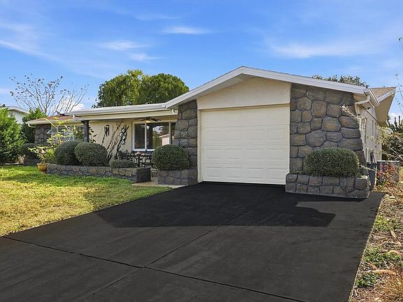 3rd image of 7410 Gulf Highlands Dr