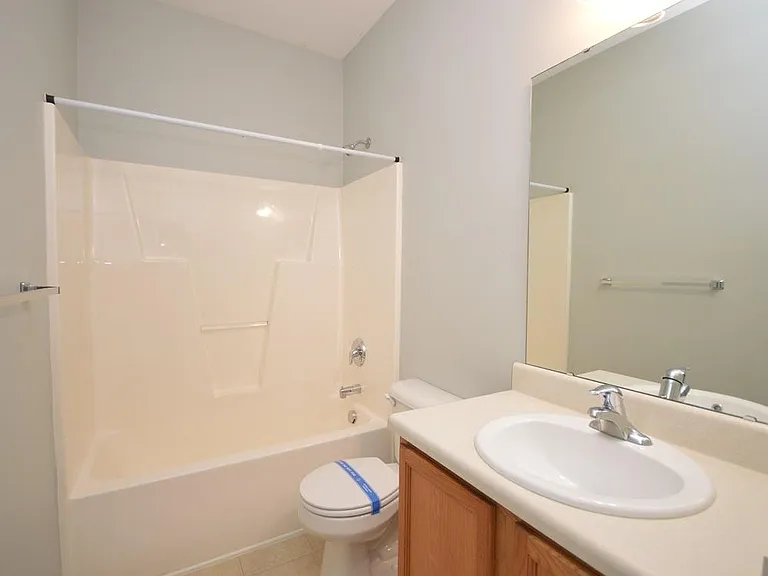 1507 Hinchliff Ct — Photo 21