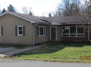 228 Glade St SE, Wise, VA 24293