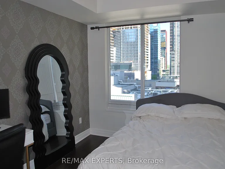35 Balmuto St #803 — Photo 6