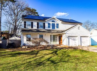 1070 Rudder Ave, Manahawkin, NJ 08050