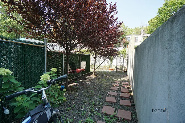 Rented by Rennit Inc. | media 11