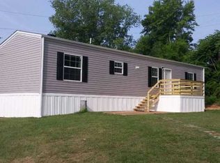 3617 Senator Ln, Louisville, TN 37777