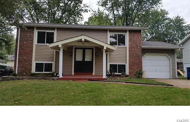 1st image of 12416 Bernie Ln