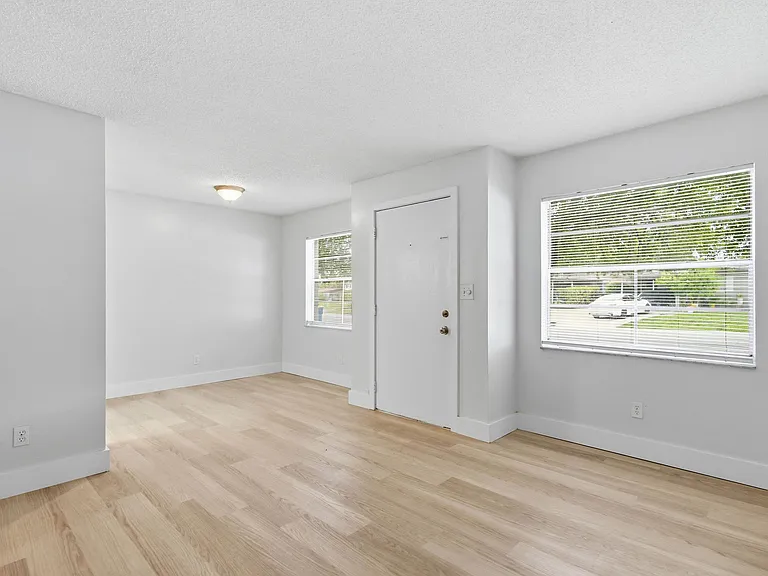 1283 Pierce St #2 — Photo 5
