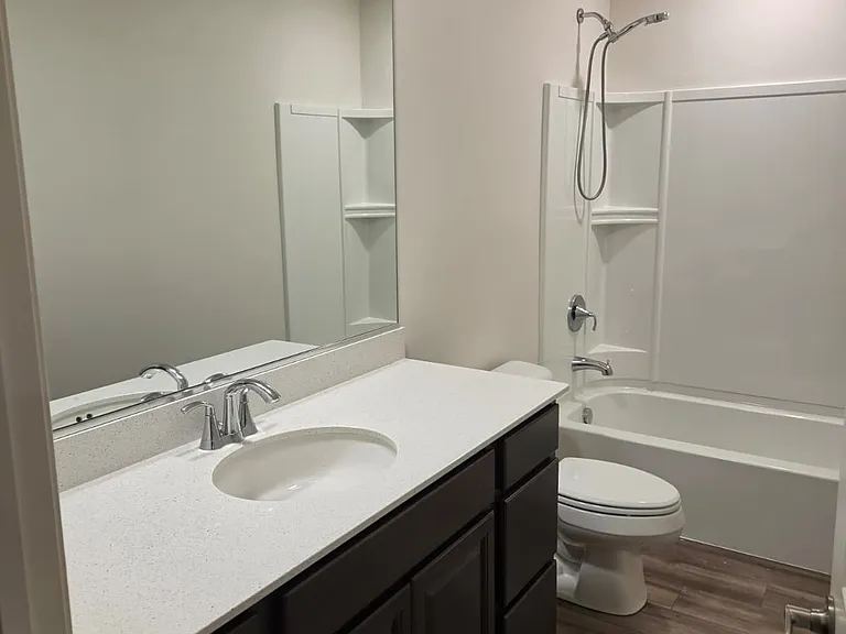 2015 Pembridge Ln #1 — Photo 2