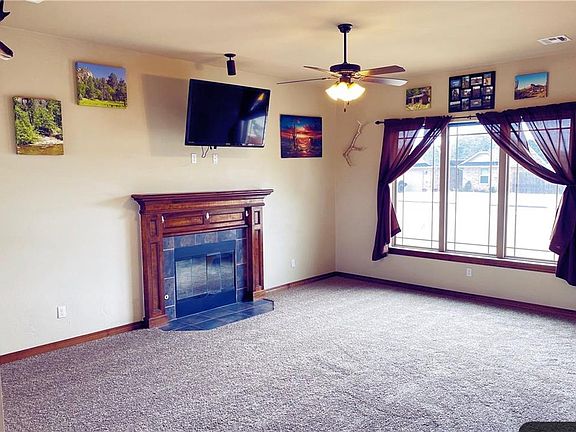 2nd image of 913 Phils Way NW