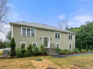 101 Prospect Hill St, Taunton, MA 02780