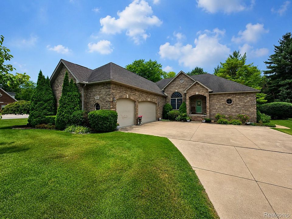 1st image of 3391 N Burwick Dr