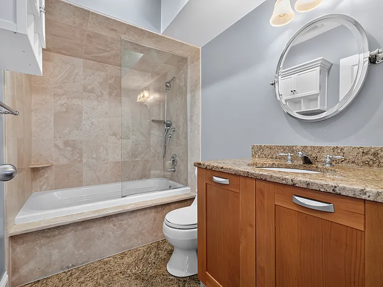 440 Commercial St #202 — Photo 14