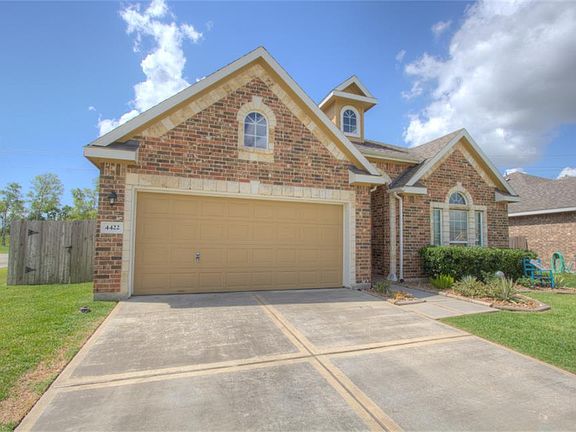2nd image of 4422 Legends Bay Dr