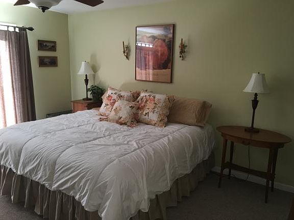 4th image of 13 White Oak Ln #7