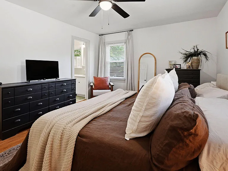 1114 W Ragsdale Rd — Photo 37