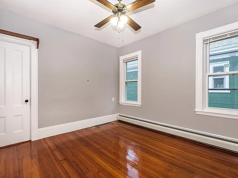 7 Mulford St #3 — Photo 4