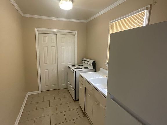 5th image of 1548 1/2 Schley St